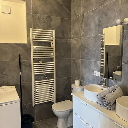 Apartament Equipe Terrasse En Provence *