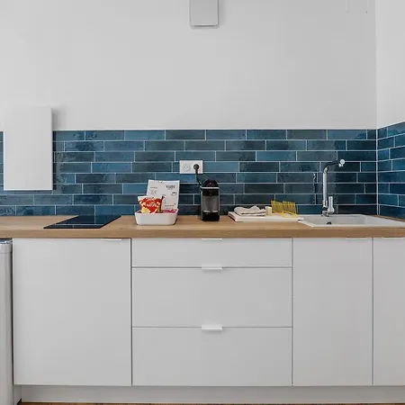Appartement Equipe Terrasse En Provence